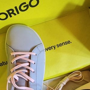 Origo Barefoot Shoes 6.5 womens